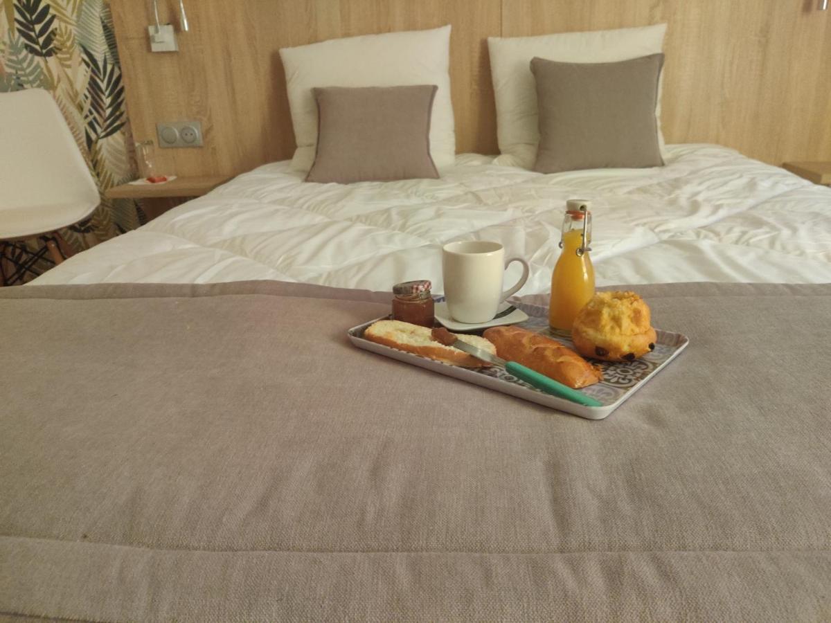 Hotel Cocon Des Lys à Saint-Louis  Extérieur photo